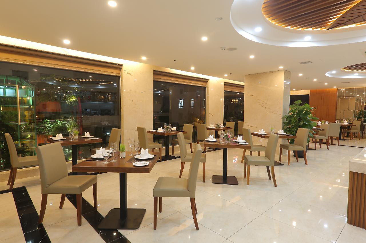 Val Soleil Hotel Дананг Екстериор снимка