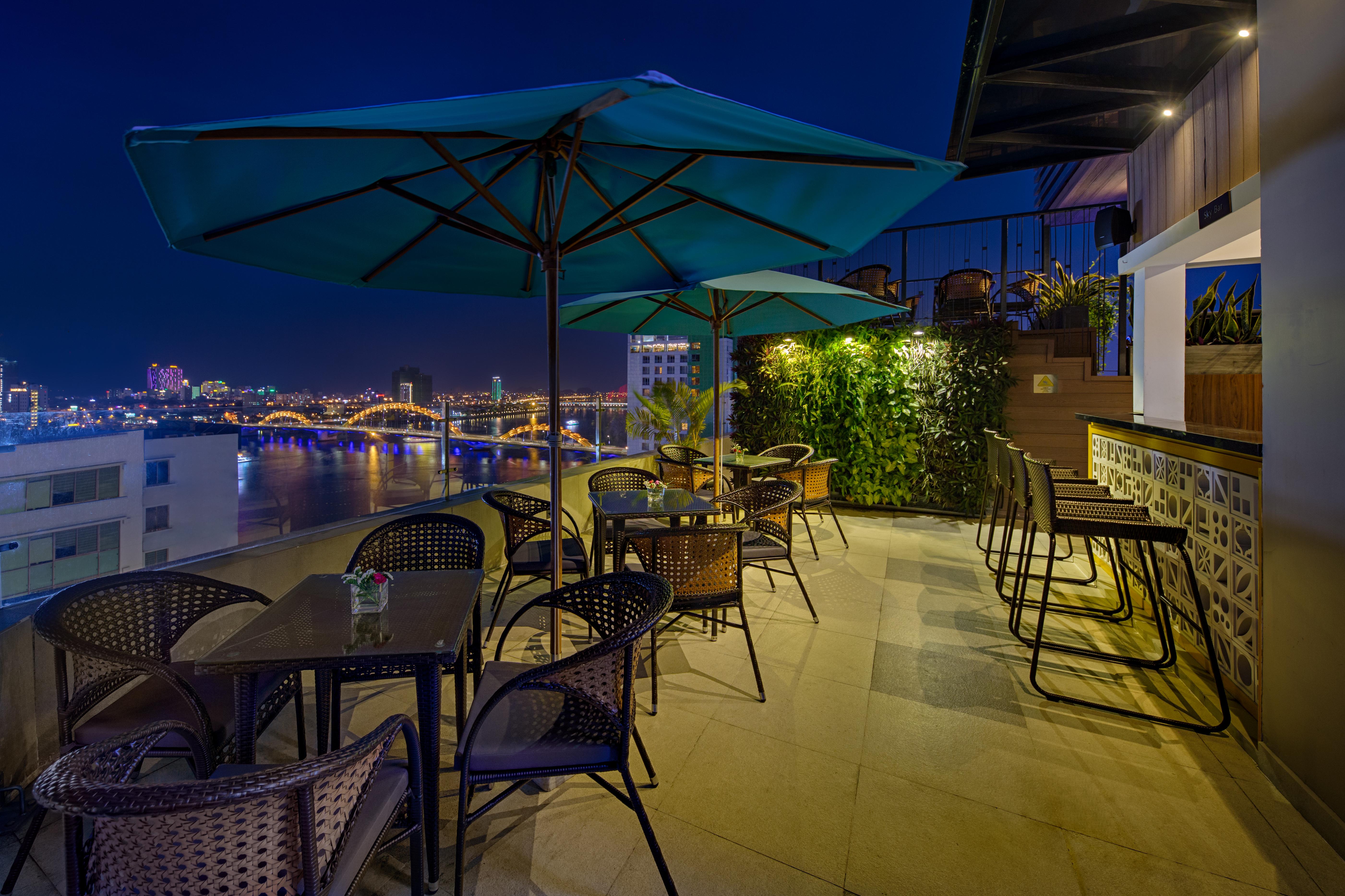 Val Soleil Hotel Дананг Екстериор снимка